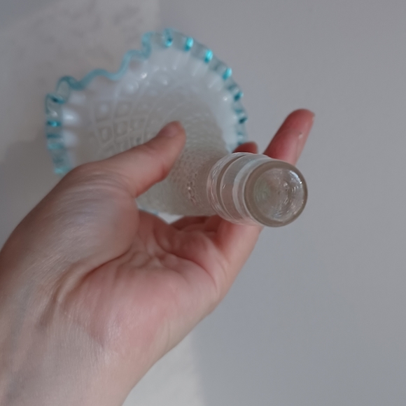 Vintage Fenton Art Glass Epergne Aqua Blue Opalescent Diamond Lace Horns Set - Picture 8 of 14